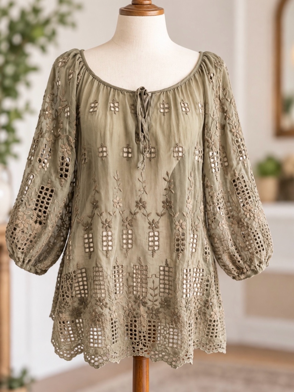 Love & Liberty Olive Boho Peasant Blouse Embroidered Eyelet Tunic S